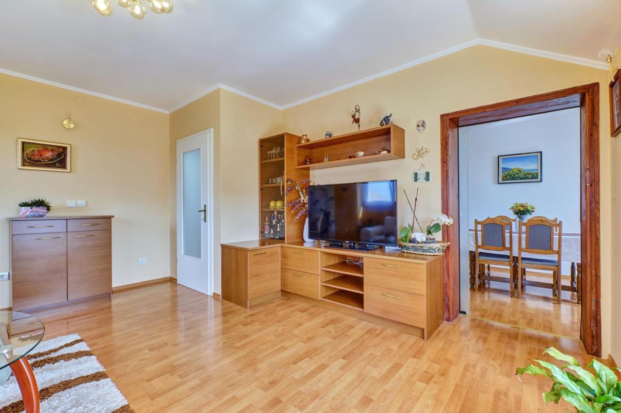 Apartment Dami Mali Lošinj Exteriör bild