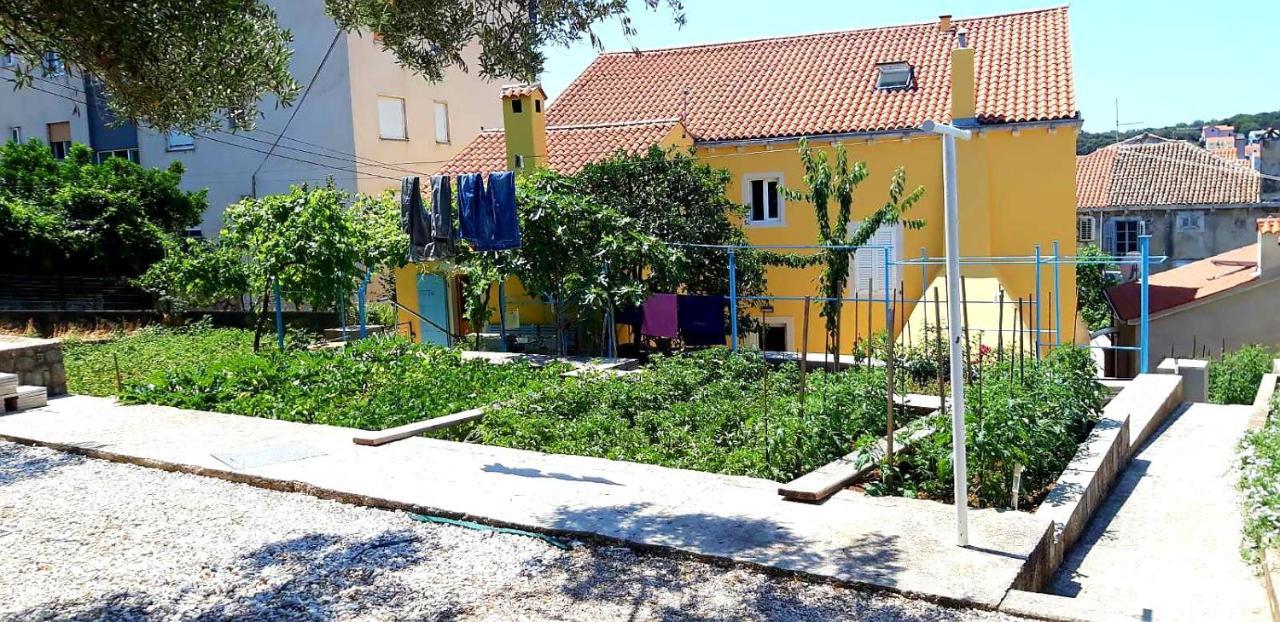 Apartment Dami Mali Lošinj Exteriör bild
