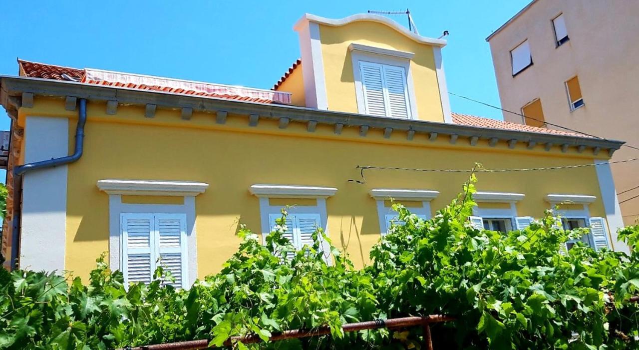Apartment Dami Mali Lošinj Exteriör bild